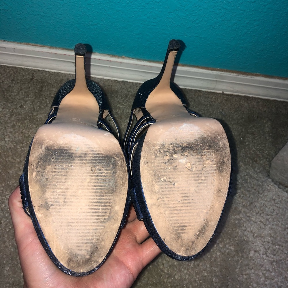 De Blossoms Collection Blue Stiletto Heels 7 1/2 - Picture 4 of 6